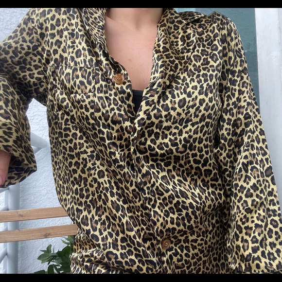 Victoria’s Secret 100% polyester - Picture 1 of 5